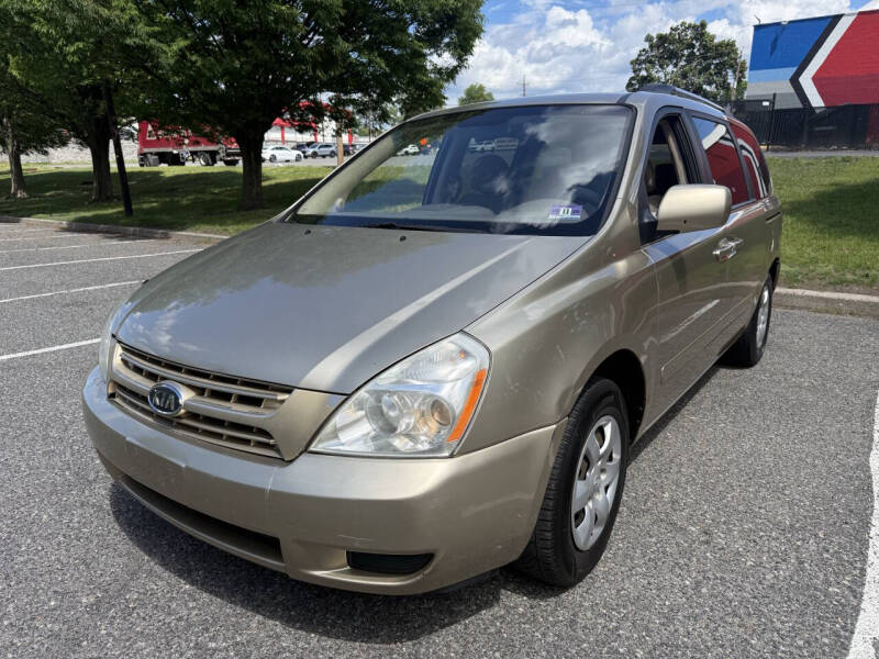 2009 Kia Sedona LX