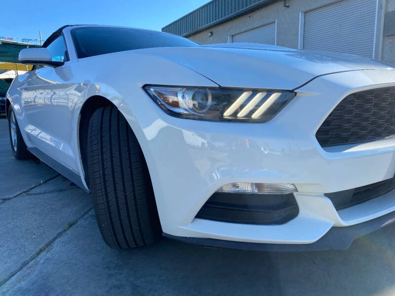 2016 Ford Mustang V6