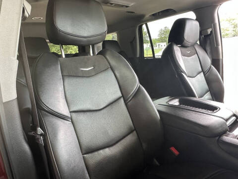 2020 Cadillac Escalade Luxury