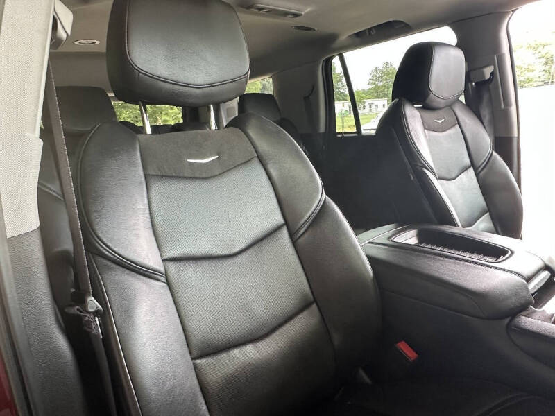 2020 Cadillac Escalade Luxury