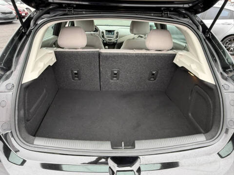 2018 Chevrolet Cruze LT Auto