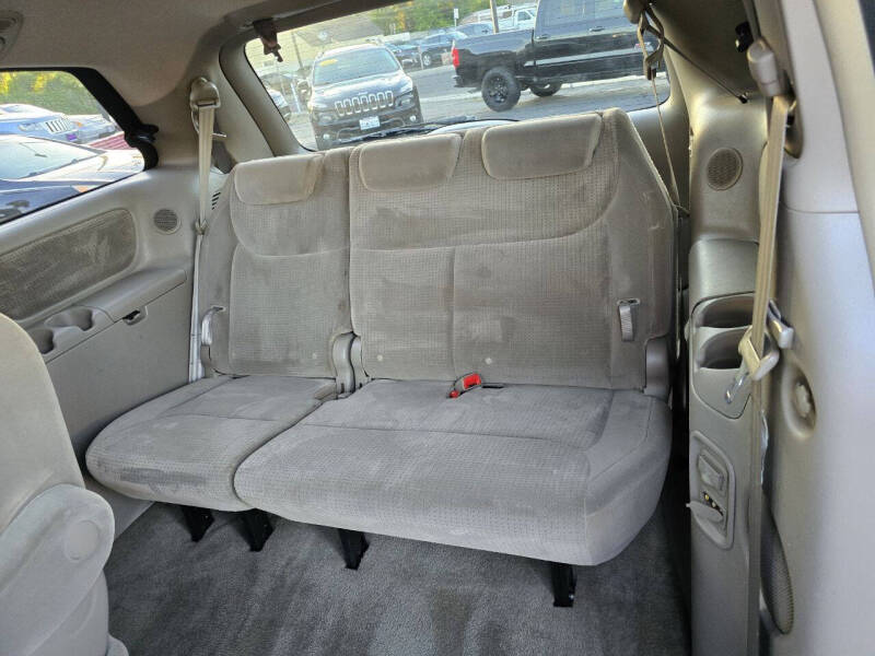 2007 Toyota Sienna LE 7-Passenger
