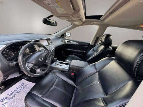 2017 Nissan Pathfinder
