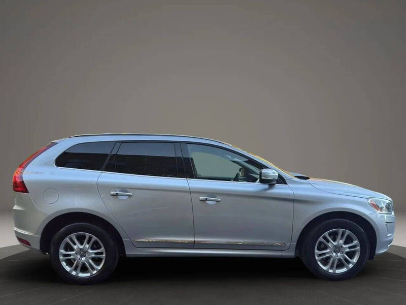 2016 Volvo XC60 T5 Premier