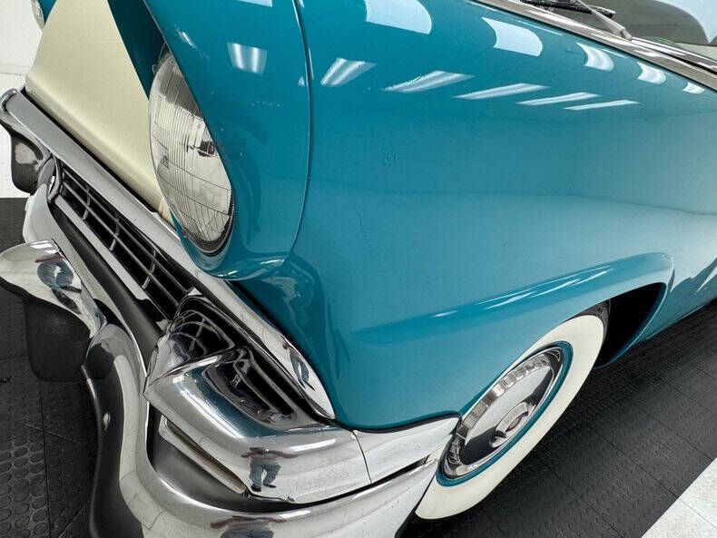 1956 Ford Fairlane