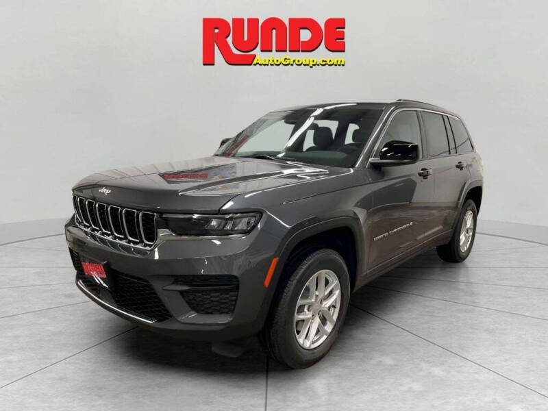 2025 Jeep Grand Cherokee Laredo's photo