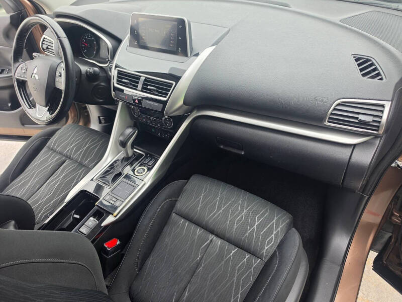 2019 Mitsubishi Eclipse Cross SE
