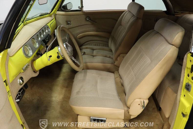 1946 Ford Deluxe
