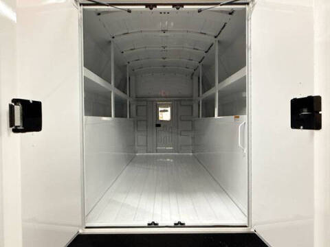 2025 Chevrolet Express 3500