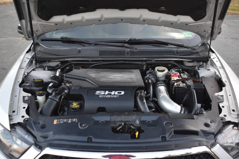 2013 Ford Taurus SHO