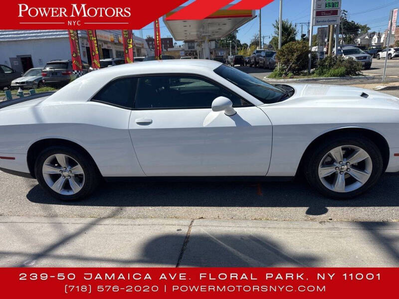 2023 Dodge Challenger SXT