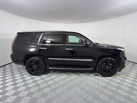 2018 Cadillac Escalade Luxury