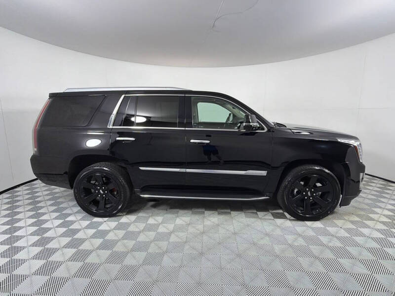 2018 Cadillac Escalade Luxury