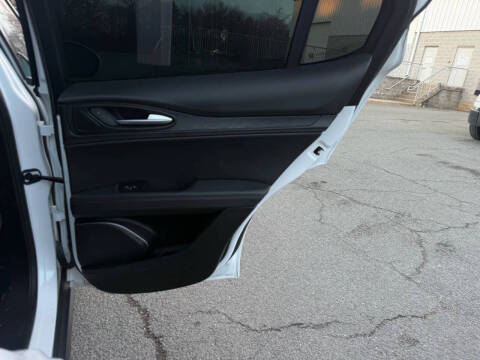 2022 Alfa Romeo Stelvio Sprint