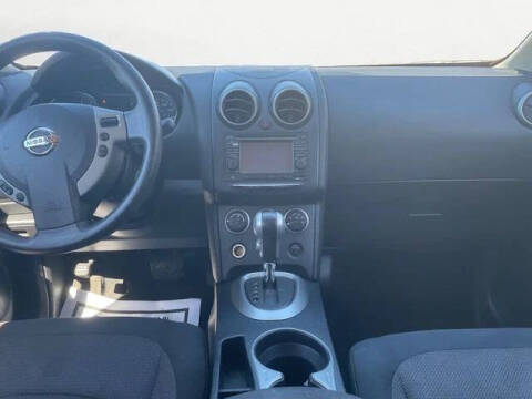 2011 Nissan Rogue SV