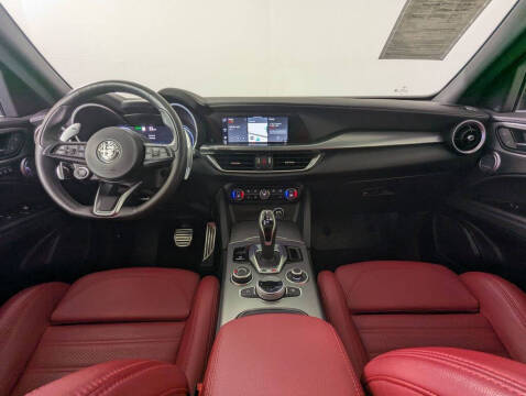2024 Alfa Romeo Stelvio Veloce