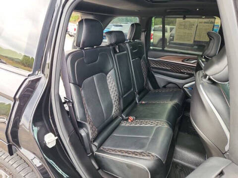 2022 Jeep Grand Cherokee Summit