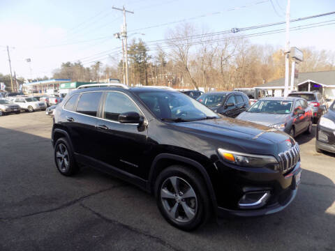 2019 Jeep Cherokee for sale at Comet Auto Sales in Manchester NH