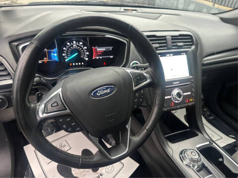 2017 Ford Fusion V6 Sport