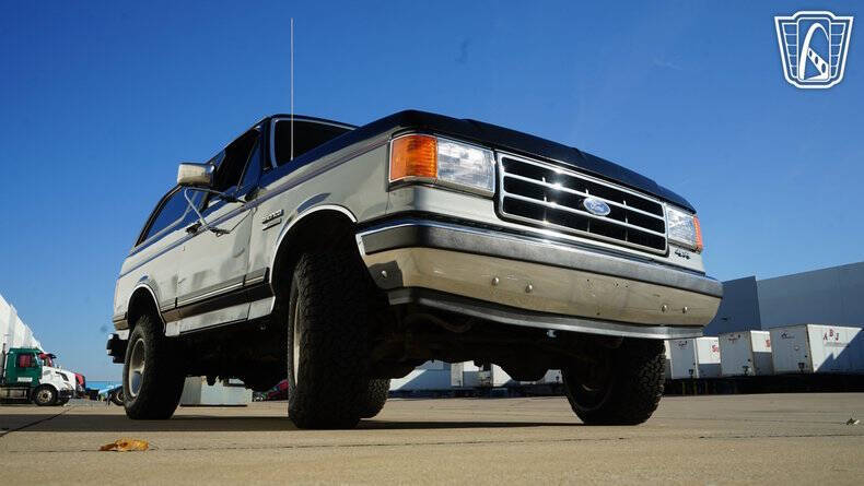 1990 Ford Bronco XLT
