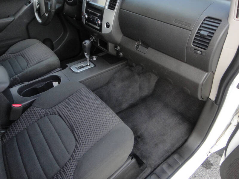 2020 Nissan Frontier S