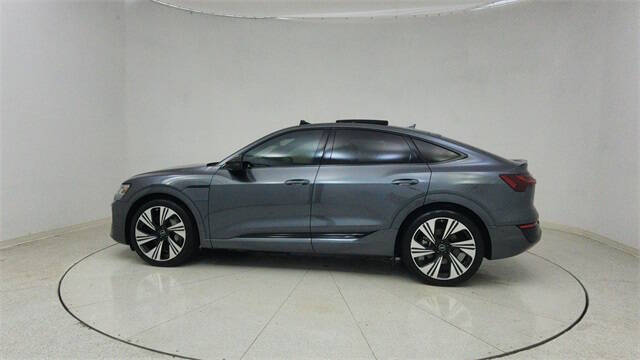 2024 Audi Q8 Sportback e-tron quattro Prestige S line