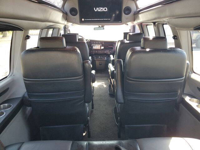 2022 Chevrolet Express 2500