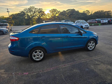 2016 Ford Fiesta SE