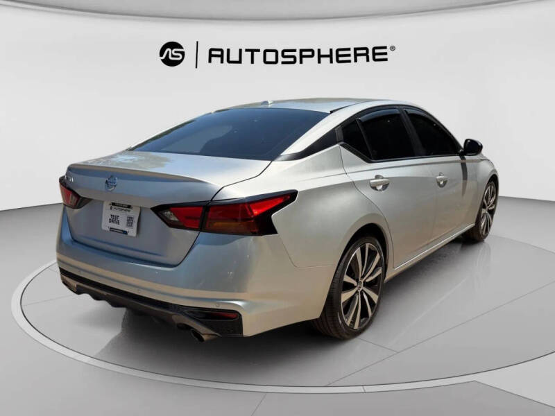2020 Nissan Altima 2.5 SR