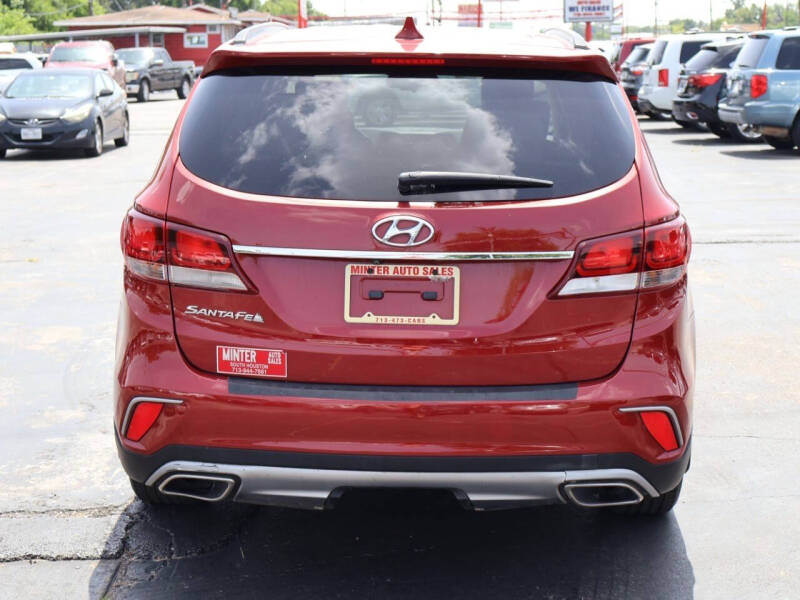 2017 Hyundai Santa Fe SE