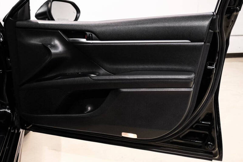 2020 Toyota Camry XSE