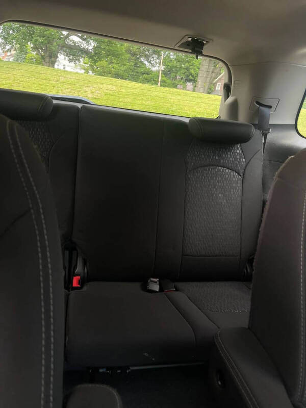 2014 GMC Acadia SLE-2