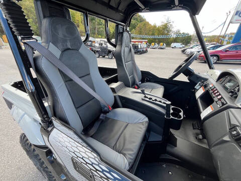 2025 Kymco UXV 700i LE EPS