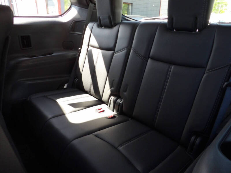 2016 Nissan Pathfinder Platinum