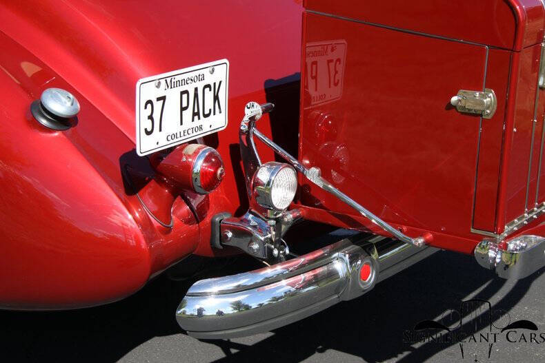 1937 Packard Twelve 2/4 Coupe RestoMod