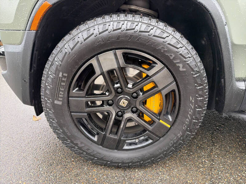 2023 Rivian R1T Launch Edition