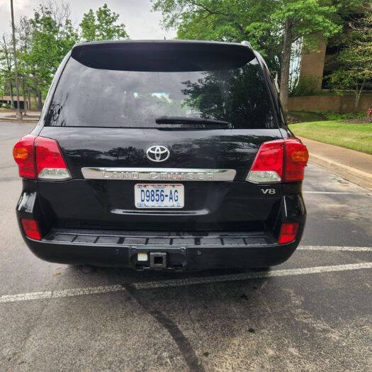 2013 Toyota Land Cruiser