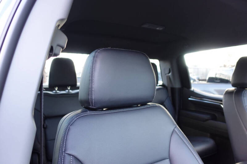 2025 GMC Sierra 1500 Elevation Standard