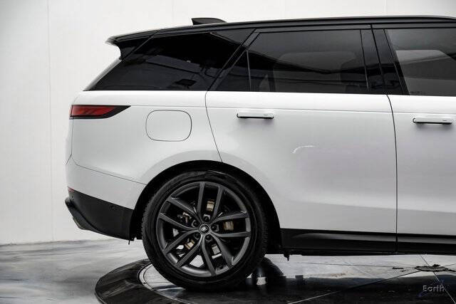 2024 Land Rover Range Rover Sport P360 SE