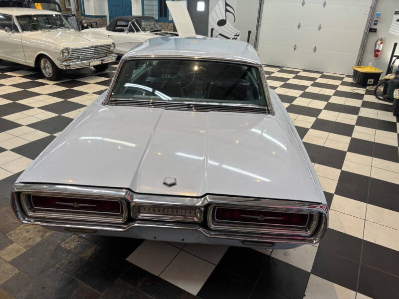 1964 Ford Thunderbird