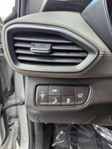 2019 Hyundai Santa Fe SEL 2.4L