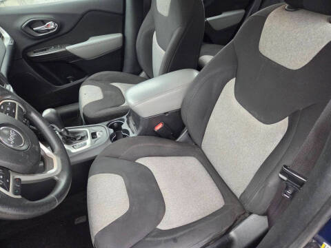 2014 Jeep Cherokee Sport