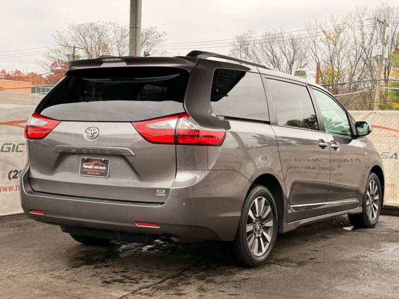 2020 Toyota Sienna