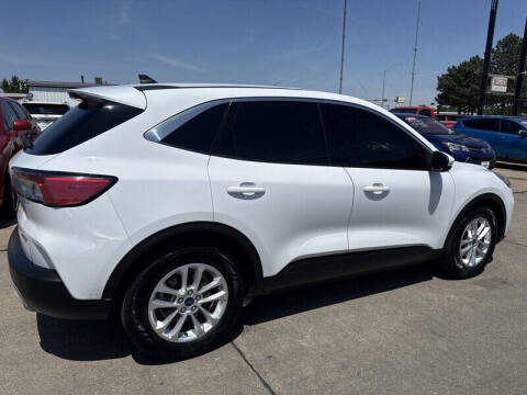 2020 Ford Escape SE