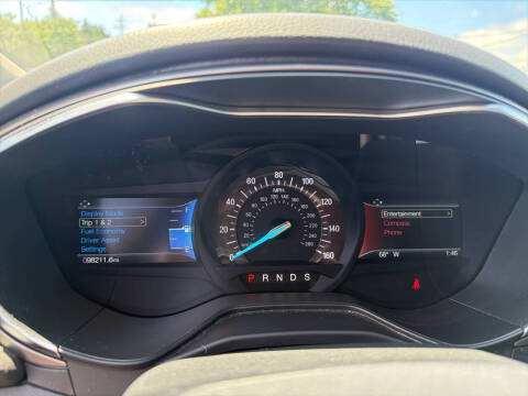 2020 Ford Fusion SE