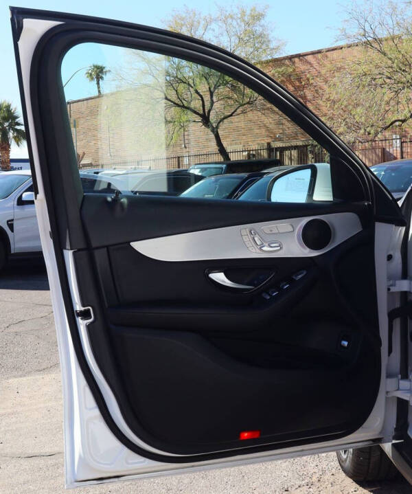 2021 Mercedes-Benz GLC GLC 300