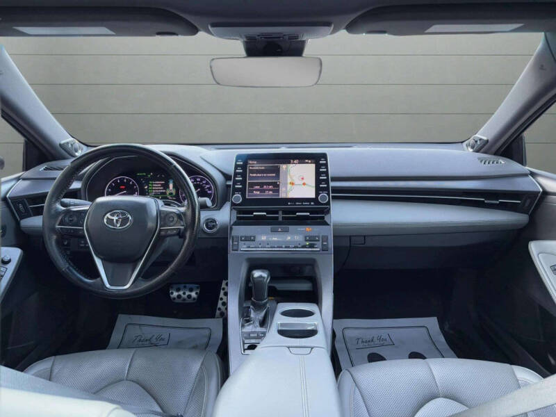 2019 Toyota Avalon Touring