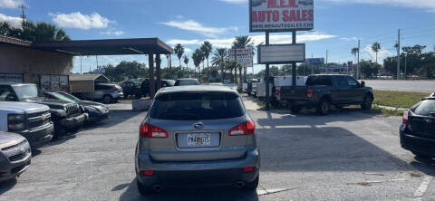 2008 Subaru Tribeca 5-Pass.