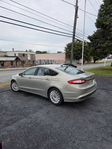 2016 Ford Fusion Energi SE Luxury