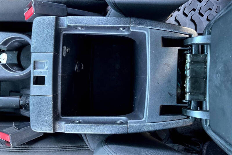 2011 Jeep Wrangler Unlimited Sahara